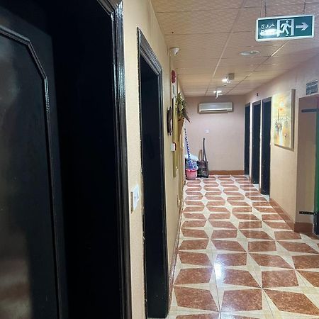 Sport Hotel Dubaj Kültér fotó
